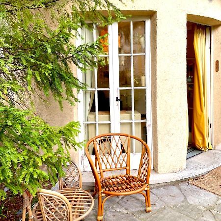 Little Escape Im Jugendstil Poolhaus - Wc Und Dusche Im Nebenhaus Vila Wurtzburgo Exterior foto